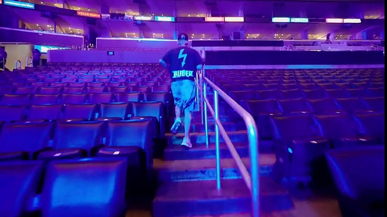 Justin Bieber - Company