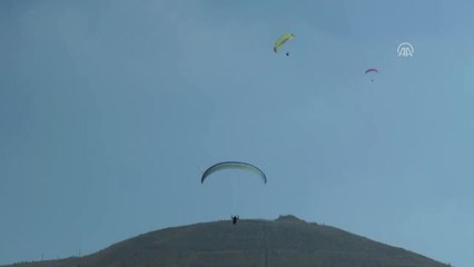 Türkiye Yamaç Paraşütünde Uçuşa Geçti