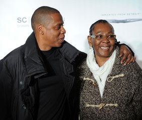 Jay-Z a pleuré de joie quand sa mère a fait son coming out !