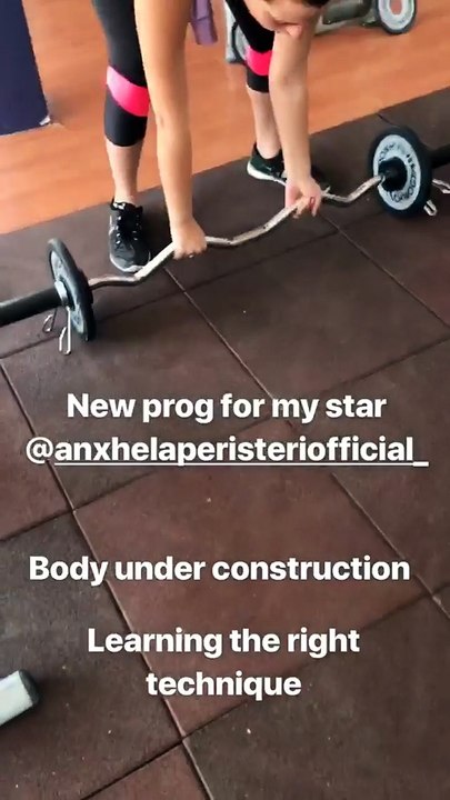angela