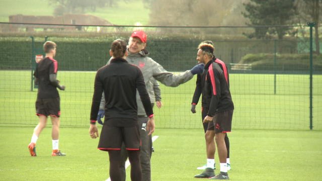 'Extra pressure' on Arsenal to win Europa League - Wenger