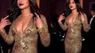 Woohhoo __ Priyanka Chopra Getting Cozy Cozy With Hollywood Actress In Lift __ Latest 2017