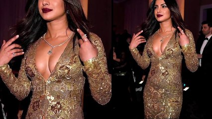 Woohhoo __ Priyanka Chopra Getting Cozy Cozy With Hollywood Actress In Lift __ Latest 2017