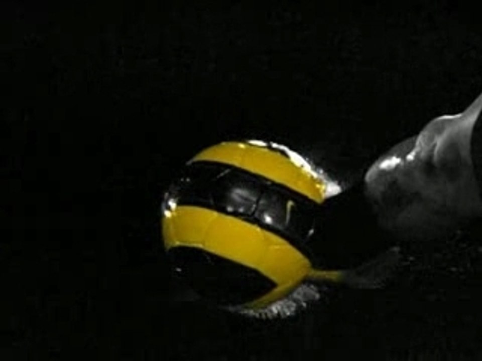 nike reprise de volée parfaite direct pub