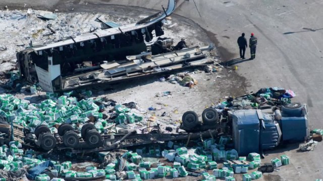 독일, 차량 인도 돌진...캐나다, 버스-트레일러 충돌 사고 / YTN