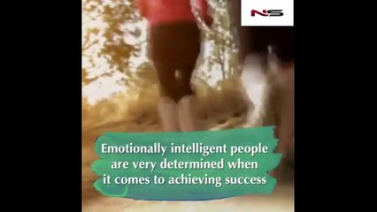 SIGNS OF EMOTIONALLY INTELLIGENT PERSON