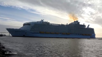 Dünyanın en büyüğü denize indi… İçinde yok yok