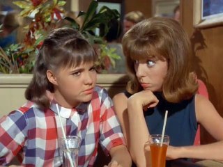 1x12 - Chivalry Isn't Dead