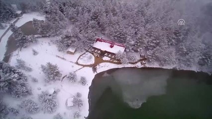 Limni Gölü'nde İlk Baharda Kar Havadan Görüntülendi