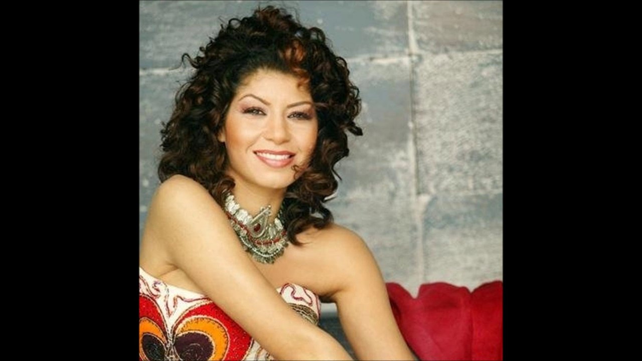 Tuğba Hatun & Ebru ♫ Dardayım [Düet] [Canlı Performans]