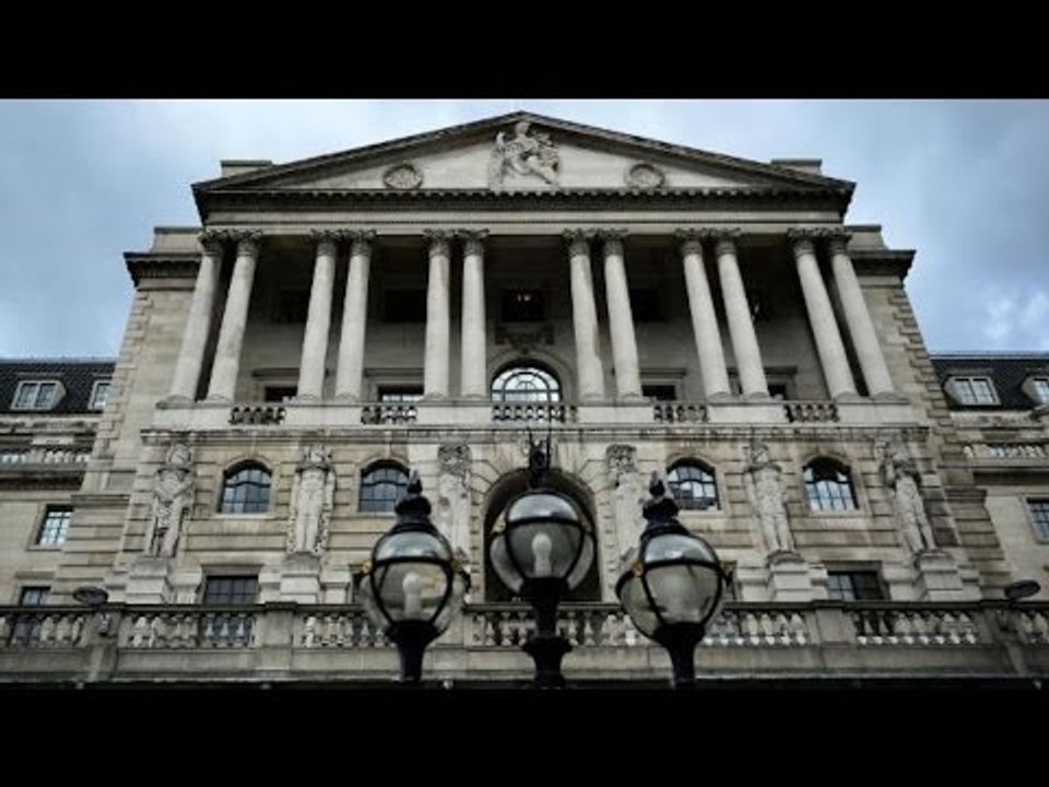 Quantitative easing problems for the UK