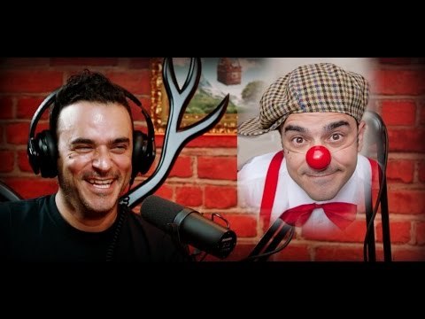 Maluco Beleza - Não é que o bêbado aparece com uma garrafa partida - Pedro Tochas