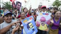 Evalúan congresistas iniciar juicio político contra Maduro