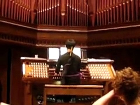 Super Mario, Tetris, Zelda, Star Wars on pipe organ