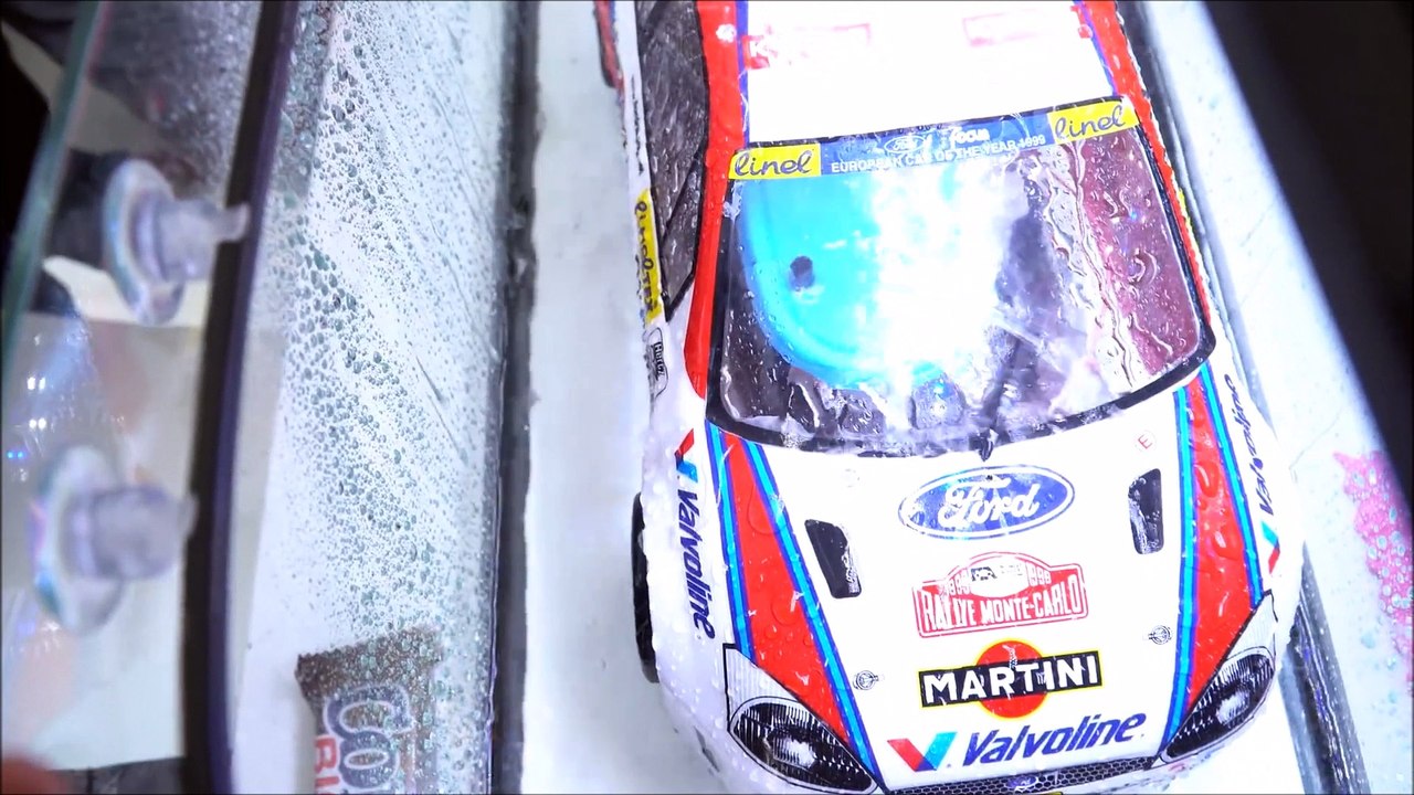 Deux allemands d'une dizaine d'années inventent la récupération d'eau de pluie pour les lave-glaces