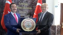 Başbakan Yardımcısı Fikri Işık: 'Eskişehir Osmangazi Üniversitesi’nde yaşanan olayın araştırılıyor, soruşturmanın sonunda bütün gerçeklerin ortaya çıkacağına inanıyorum'