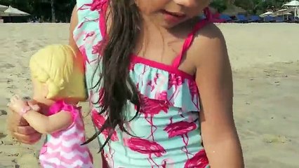 Bebek Canlı bebek Plaj kumuna gömüldü!