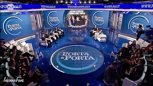 Flavio Insinna a Porta a Porta - I 18 anni di Don Matteo (5-3-18)