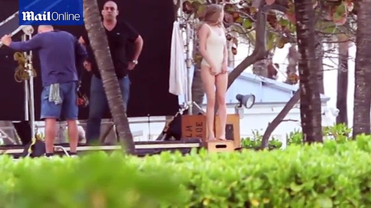 Amanda Seyfried shows off spectacular dancer's figure in leotard on beach shoot
