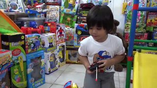 Thomas the Tank Engine, Disney Cars, The Hulk, Buzz Lightyear and other Cool Toys Playtime