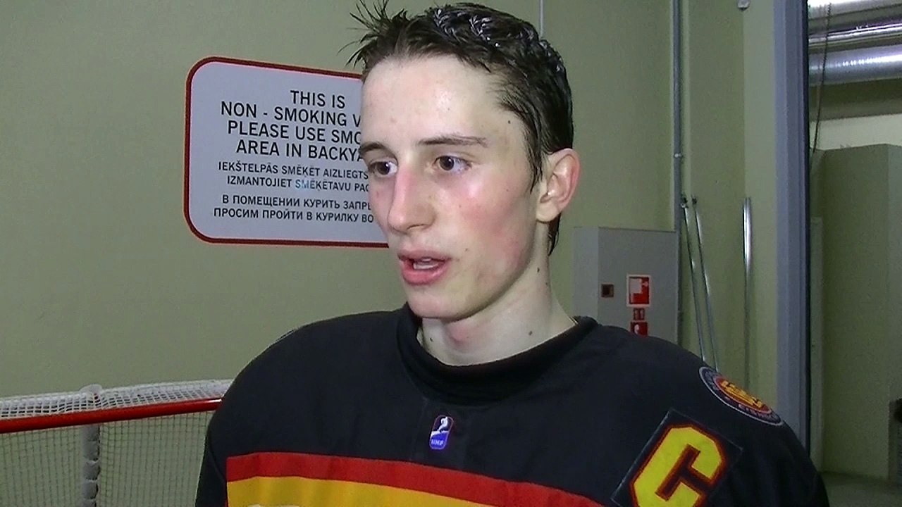 DEB U18 siegt gegen Norwegen - Kapitän Dersch im Interview