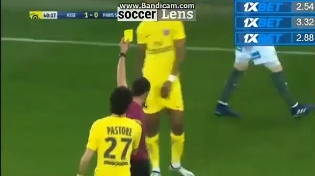 Saint-Etienne - PSG : Expulsion Kimpembe (Carton rouge)