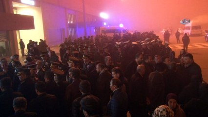 Hakkari şehidini taşıyan uçak sis nedeniyle Samsun'a inemedi