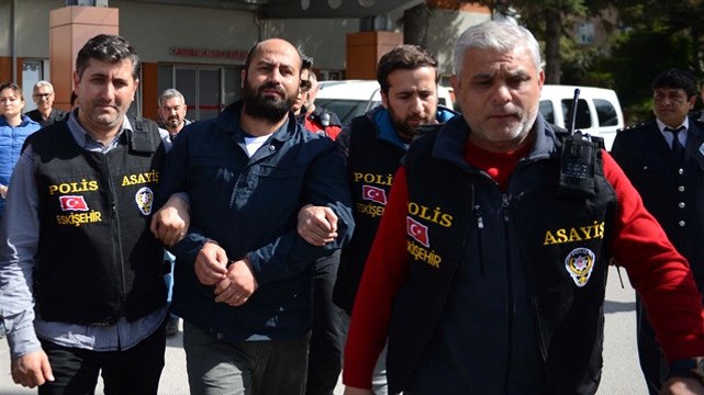 Eskişehir'de 4 Kişiyi Öldüren Saldırgan Eşine Şiddet Uyguladığı için Üniversiteden Atılmış