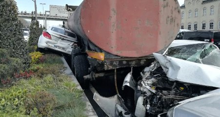 Başakşehir'de Kayan Tanker 12 Aracı Ezdi, Cadde Savaş Alanına Döndü! O Anlar Kamerada