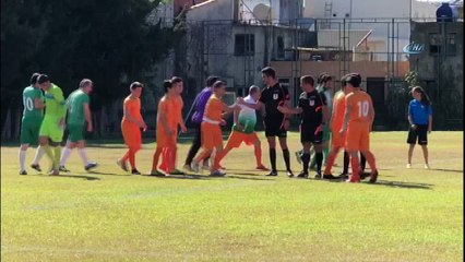 Bakan Çavuşoğlu, Lise Öğrencileri ile futbol maçı yaptı