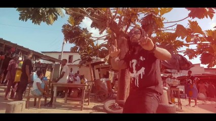 LE DANHERE Ft S KELLY-FAUT PAS DEMANDER(Official Video)