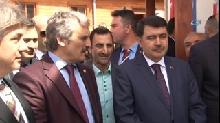Restorasyonu Tamamlanan Hacı Hüsrev Camii İbadete Açıldı