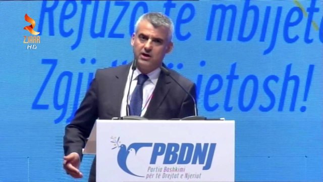 360° Gradë -ZYRTARI I TSIPRAS, MAKROPULOS MË SHUMË MINISTRA MINORITAR NË QEVERI