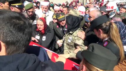 Şehit Pehlivan’ı son yolculuğuna binler uğurladı