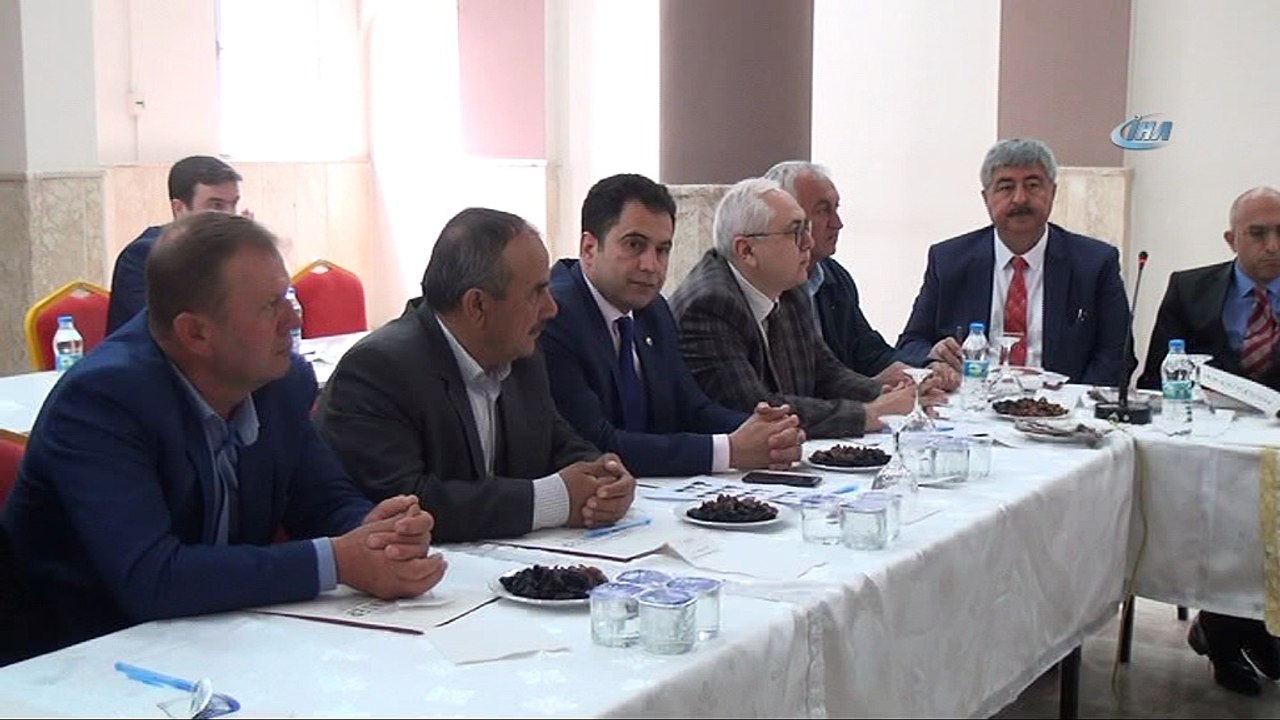 TBMM Bağcılık ve Üzüm Araştırma Komisyonu üyeleri, üzüm üreticilerini dinledi