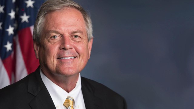 South Carolina GOP Congressman Says He's No Gabby Giffords, Pulls Out Loaded Gun at Meeting