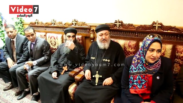 محافظ قنا يقدم التهنئة للأقباط بمناسبة عيد القيامة