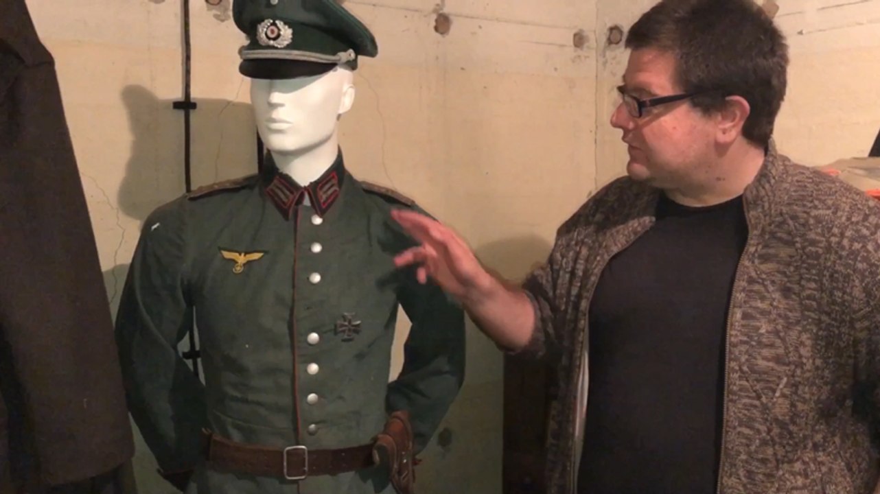 Des uniformes allemands de la Deuxième Guerre mondiale exposés - Vidéo  Dailymotion