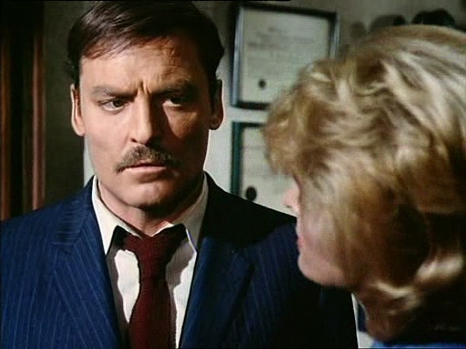 Mike Hammer  S01E05 - Spione