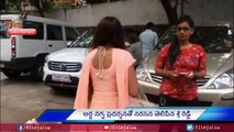 Breaking News!!! Sri Reddy Removes Her Dress In Public | Sree Reddy Protest in Public | Film Jalsa