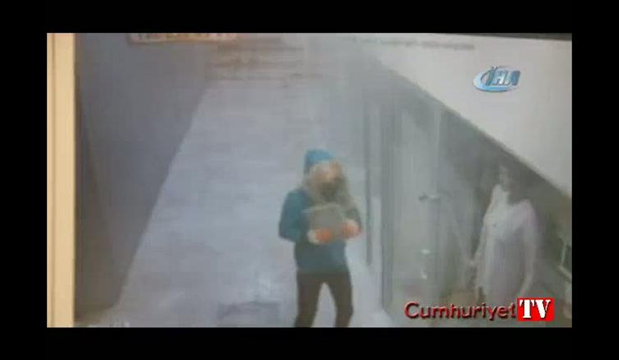 İğrenç hırsızlık olayı: Önce göbek attı sonra...