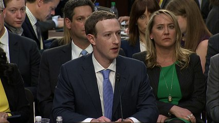Zuckerberg told: "Your user agreement sucks"
