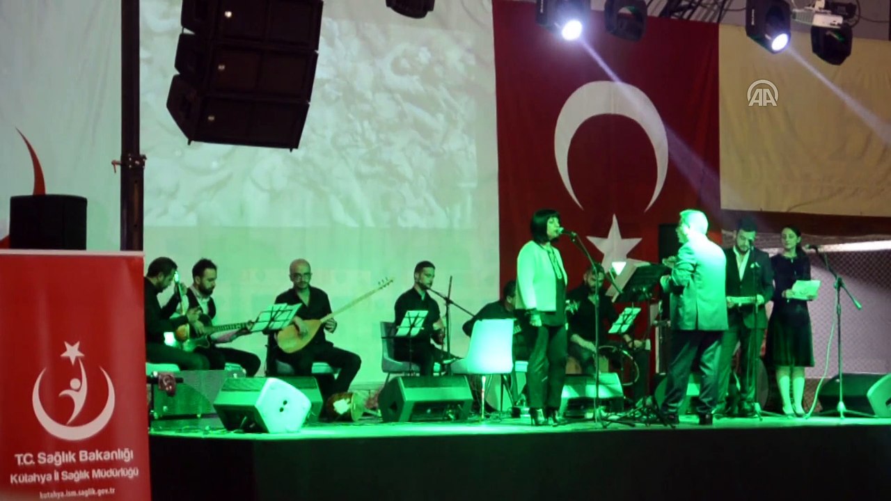 Sağlık çalışanlarından türkü konseri- KÜTAHYA