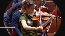 Hilary Hahn plays Schoenberg and Sibelius