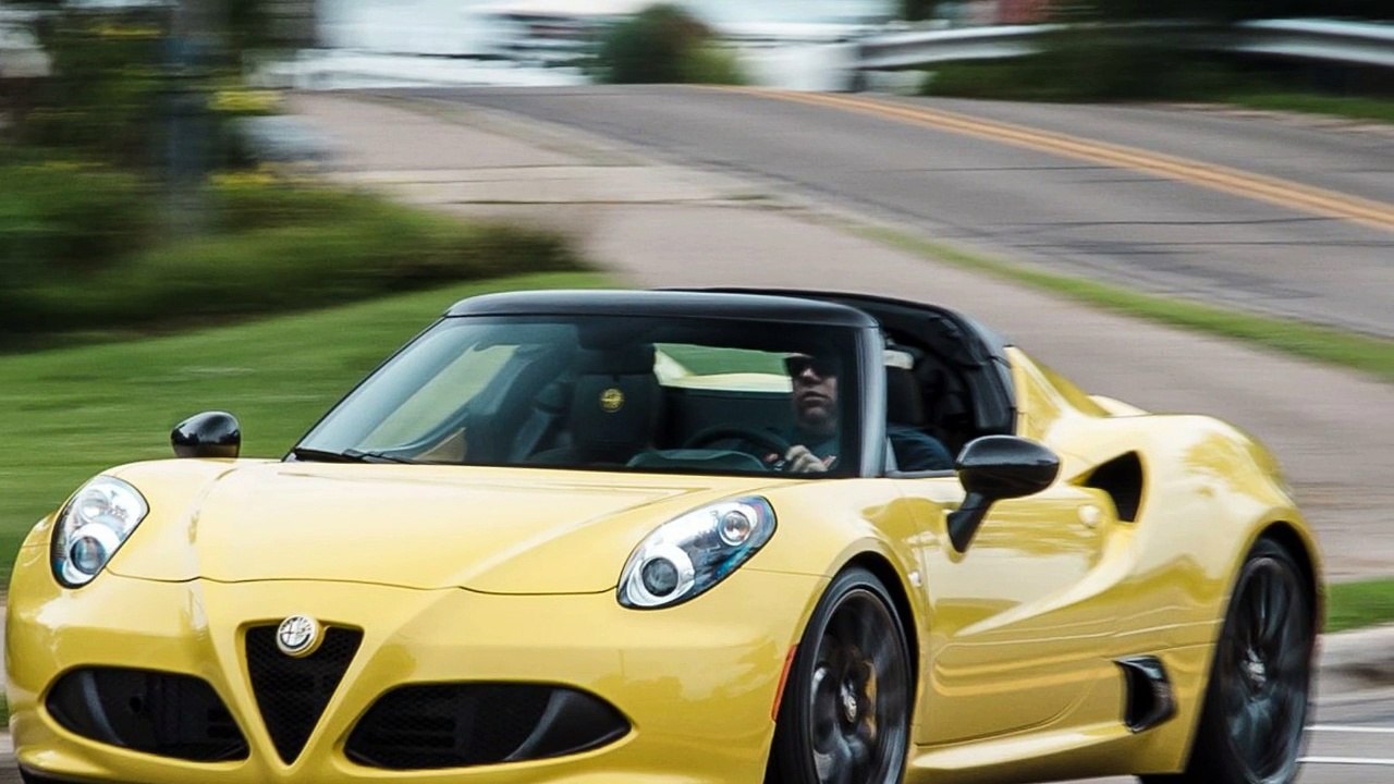 Drive 2018 Alfa Romeo 4C Experience Coupe