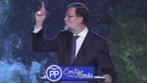 Rajoy destaca la trayectoria del PP pese al 