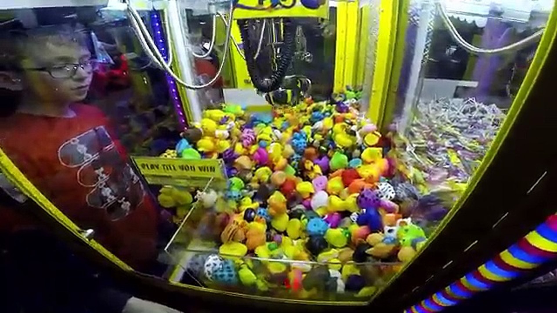 rubber duck claw machine