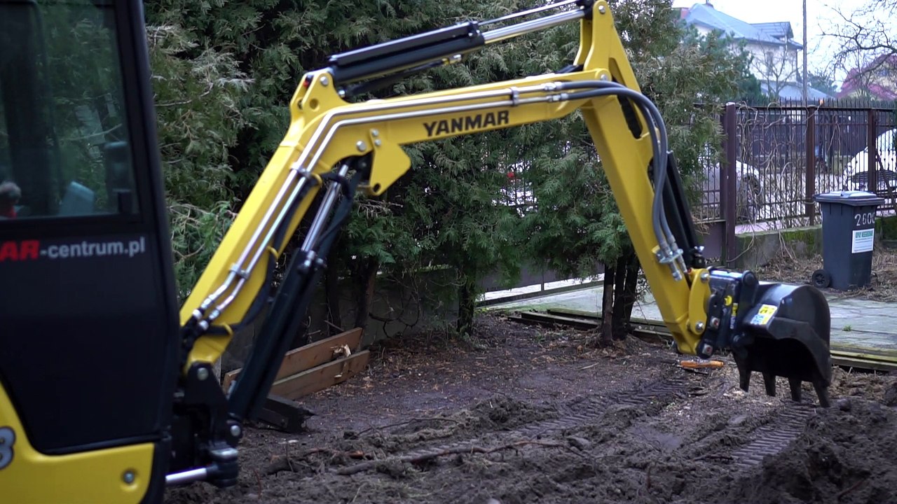 Usługi minikoparką Warszawa Góra Kalwaria Piaseczno Otwock Konstancin Zalesie Grójec Warka wynajem przyłącza instalacje 509848939  Quick Net Instalacje Warszawa