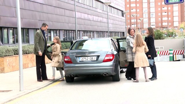 Los Reyes y doña Sofía visitan a don Juan Carlos