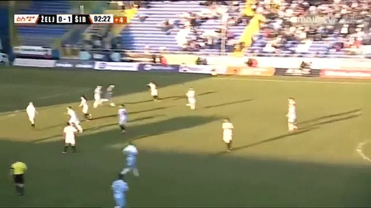 60 Metreden Gol Atan Kaleci